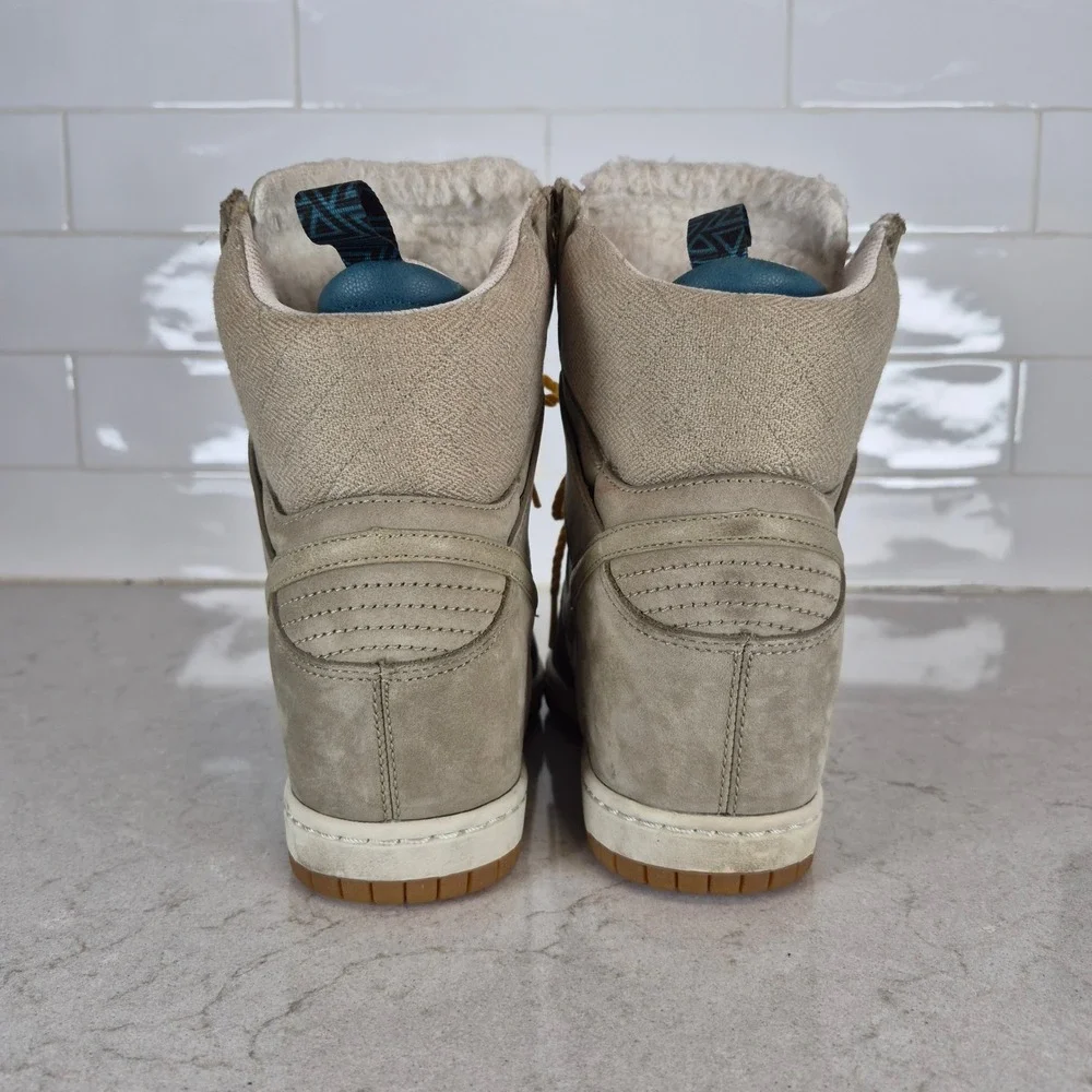 Nike Dunk Sky Hi Sneakerboot 2.0 Hidden Wedge Tan Gum Women's 8 616715-200